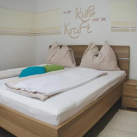 Apartment By Ossiach With Mountain Views Sattendorf