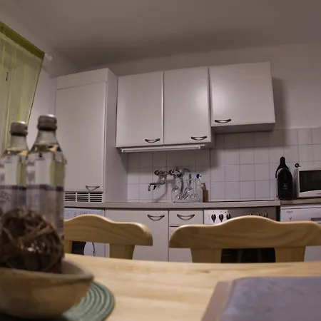 By Ossiach With Mountain Views 사텐도르프