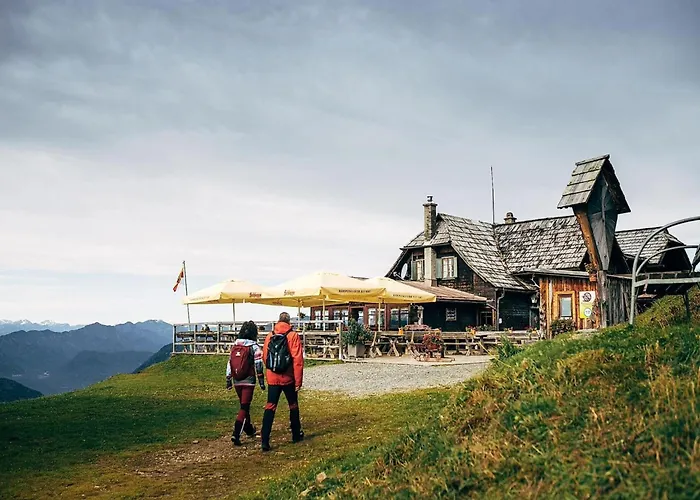 Apartament By Ossiach With Mountain Views